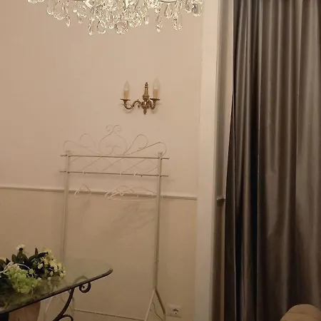 Bed & Breakfast Palazzo Novecento Centro Storico *