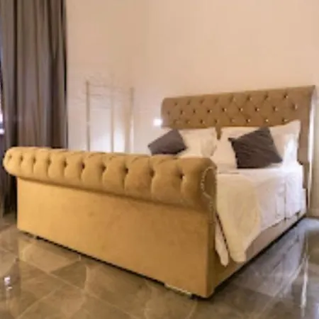 Palazzo Novecento Wellness Bed & Breakfast Lecco
