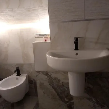 Bed and Breakfast Palazzo Novecento Wellness B&B Lecco