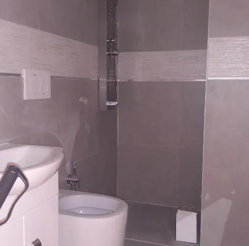 Palazzo Novecento Rooms&wellness Nocleg ze śniadaniem Lecco